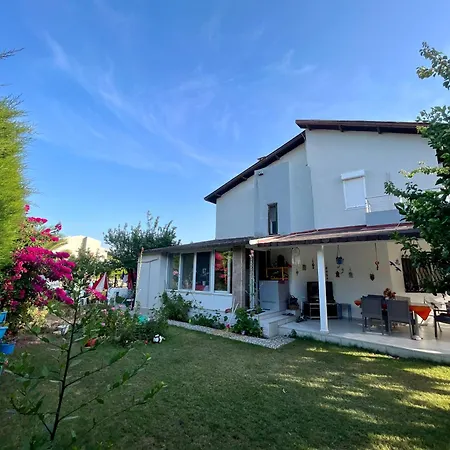 19 * Çeşme